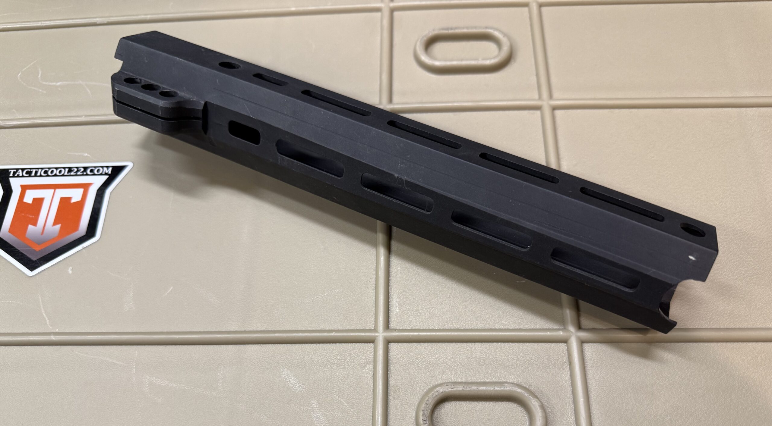 10" Free Float Handguard with Picatinny Rail for 15-22 (One off prototype) - Image 3